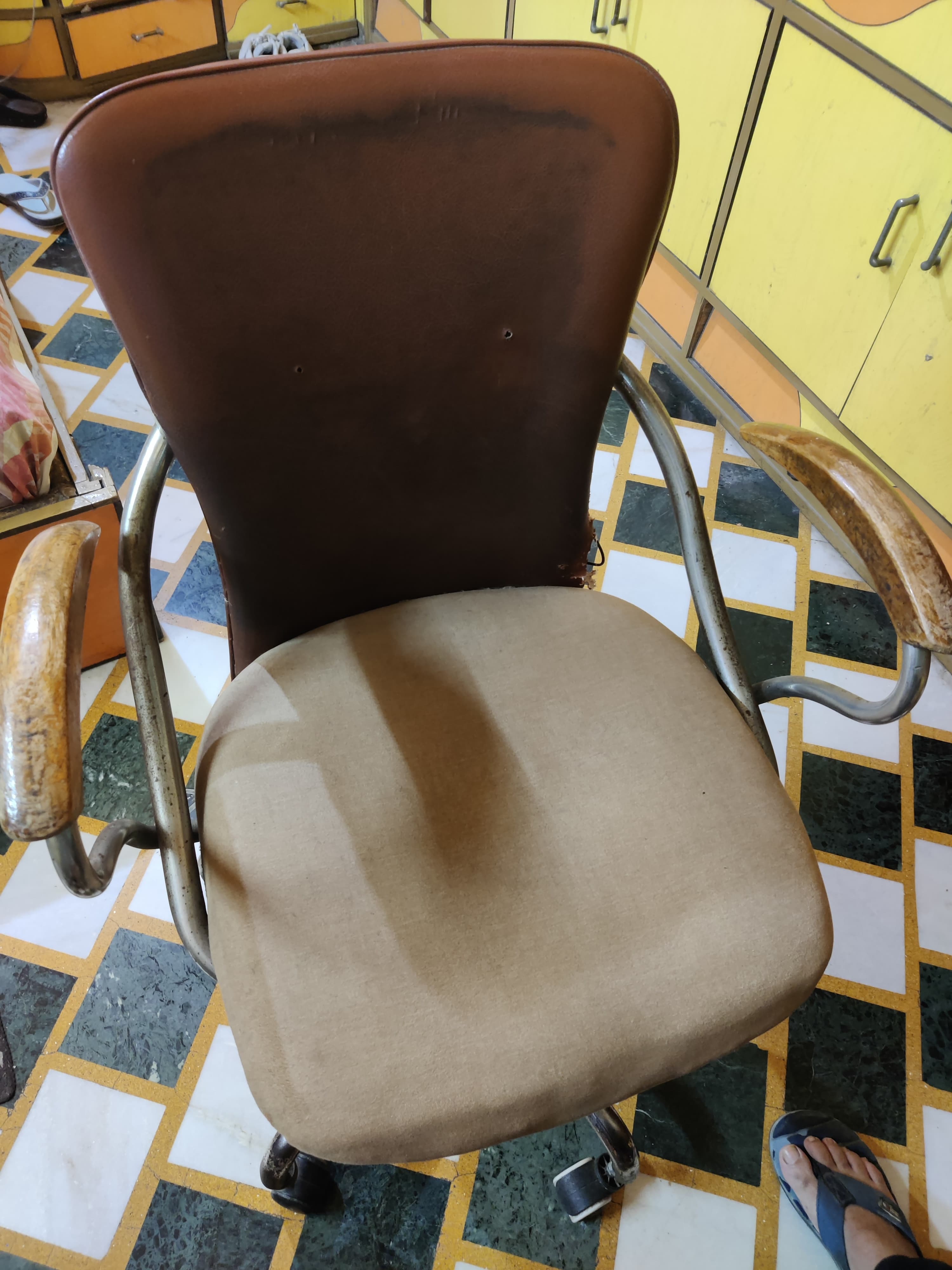 Eezy Chair